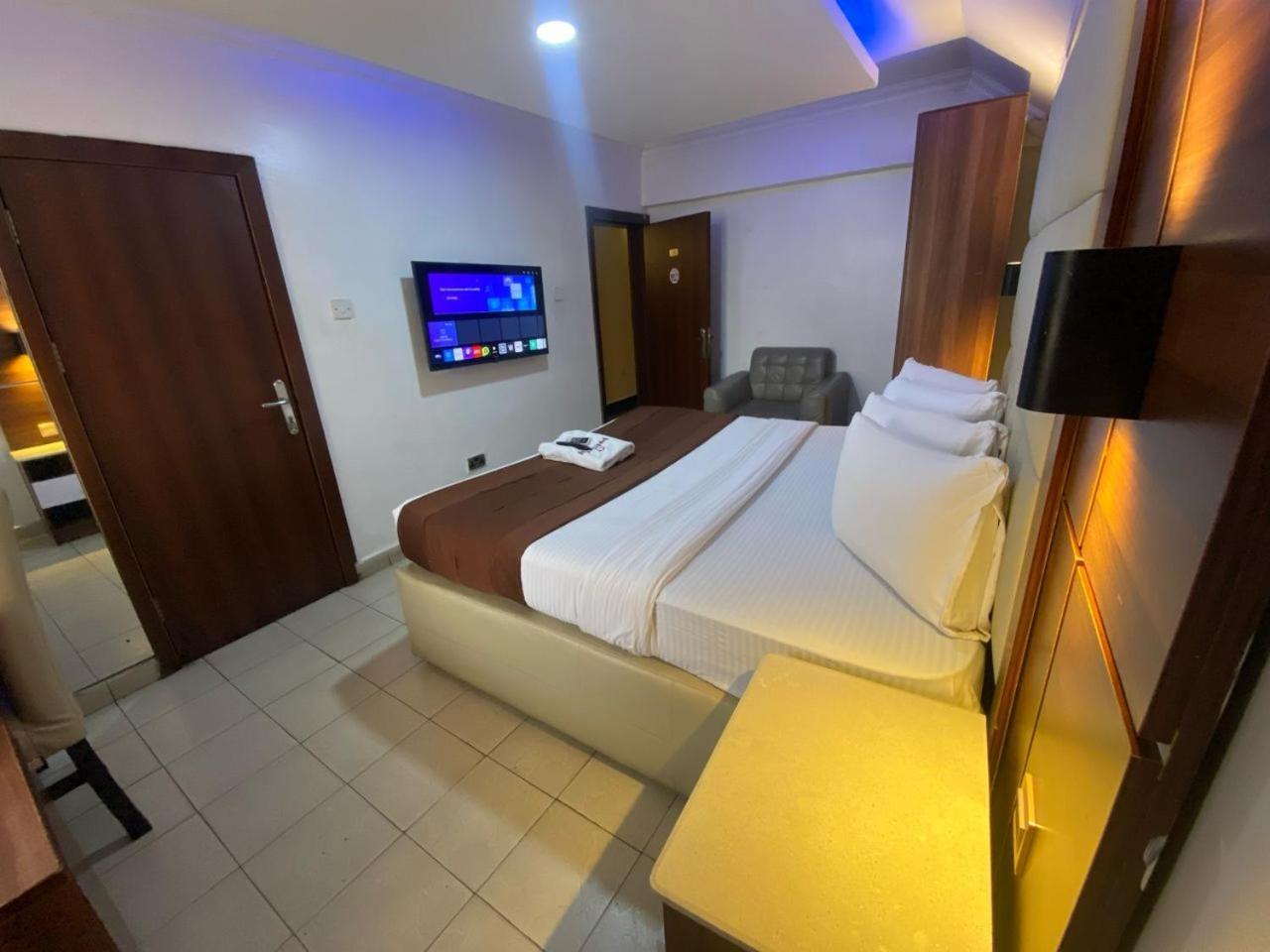 Presken Hotel And Resorts Mojidi Ikeja Exterior foto